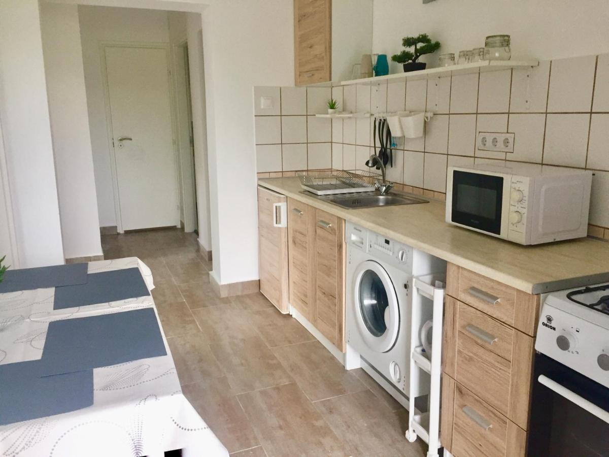 Lelle-Kert Apartman 01 Балатонлелле Экстерьер фото
